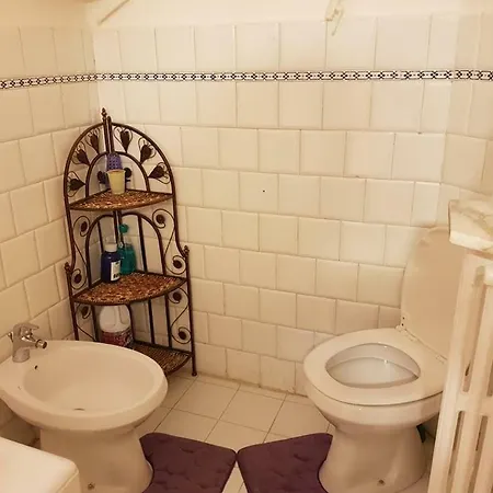 Miza Guest house Bari